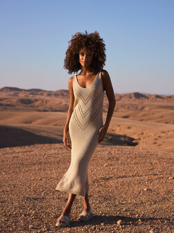 Mexx Sleeveless v-neck knit dress