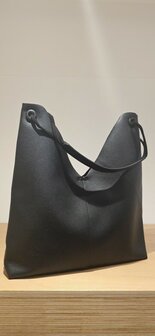 GM Nina tas zwart