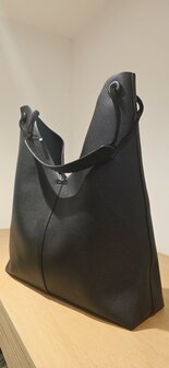 GM Nina tas zwart