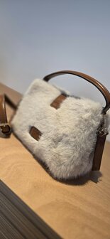 CT Leo Handtasje beige imitatiebont afgewerkt met bruin leder