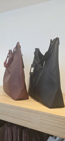 GM Nina tas zwart